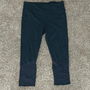 Athleta Jacquard Mantra Capri Leggings Navy